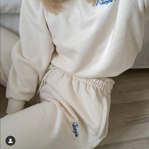 TeaYou Joggers - Picture 3 of 7